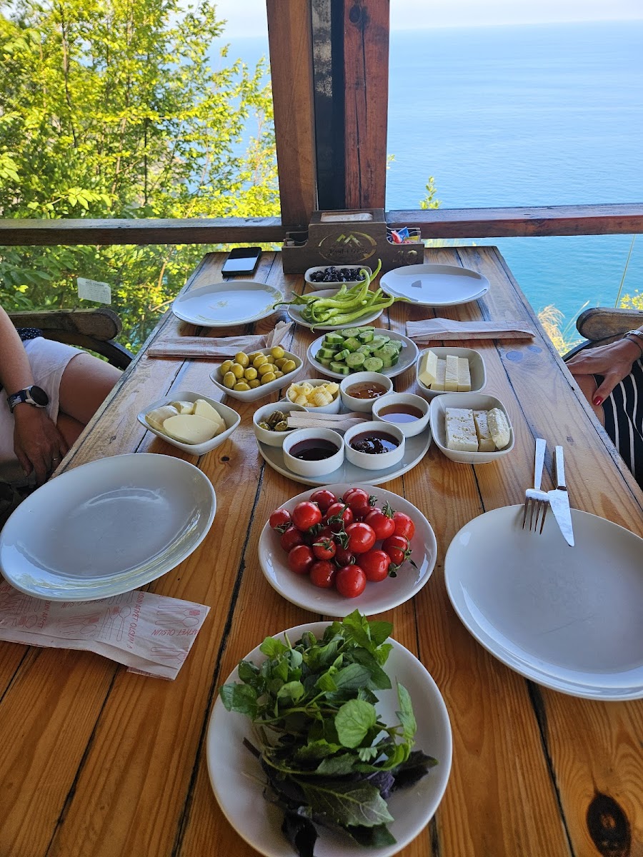 Pleasure-I Own Cafe Restaurant-3